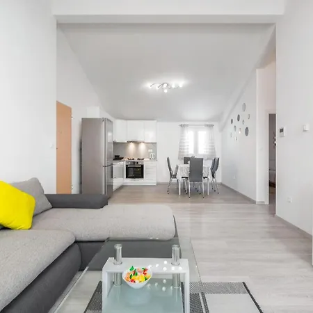 Mare Apartment