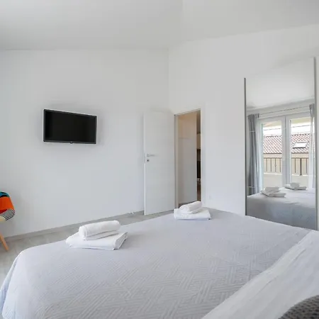 Apartament Mare